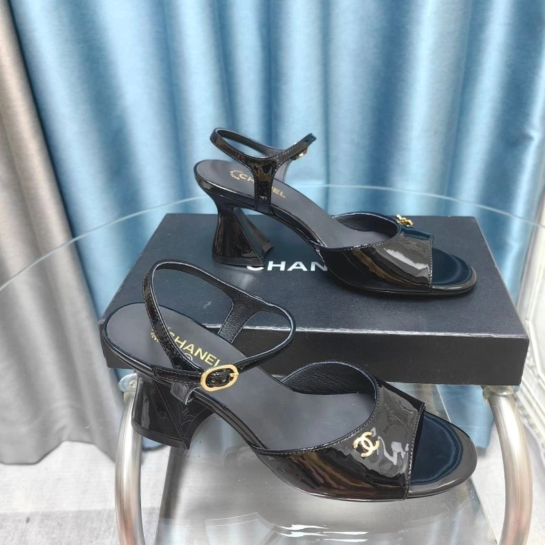Breathable Chxnxl Sandals 122921