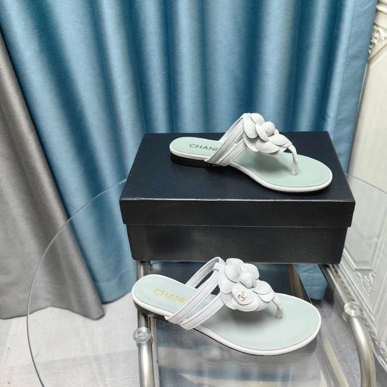 Reliable Chxnxl Slippers 122538