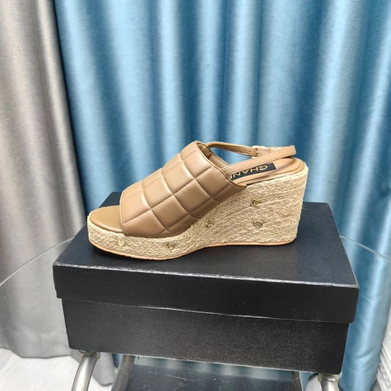 NewStyle Chxnxl Slippers 122530