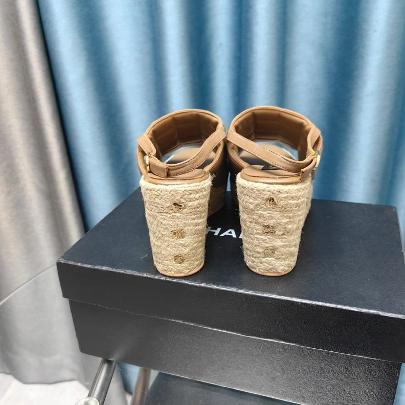 NewStyle Chxnxl Slippers 122530