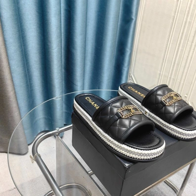 Efficient Chxnxl Slippers 122528