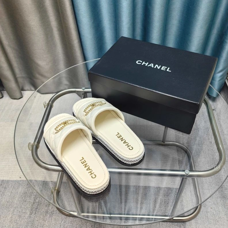 Compact Chxnxl Slippers 122527