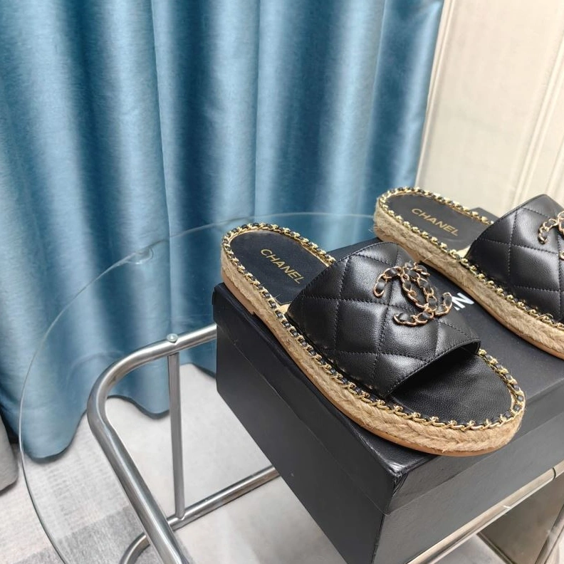Chxnxl Slippers Sophisticated 122525