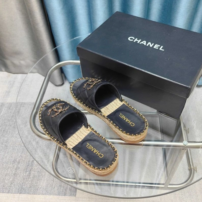 Chxnxl Slippers Sophisticated 122525