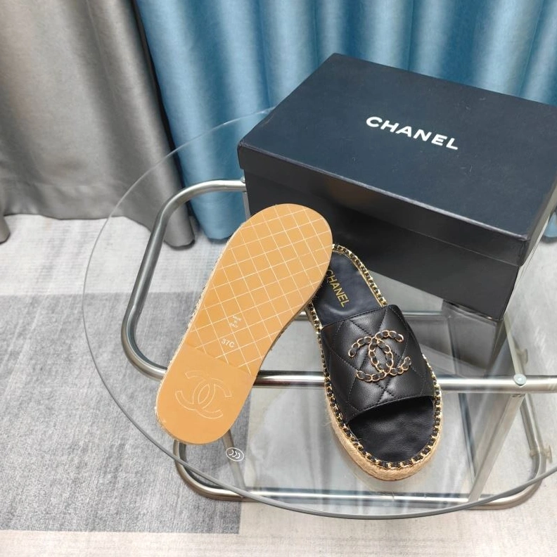 Chxnxl Slippers Sophisticated 122525