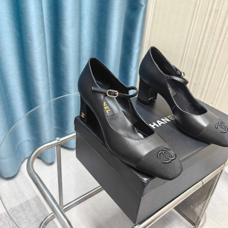 Timeless Chxnxl High Heels 123115