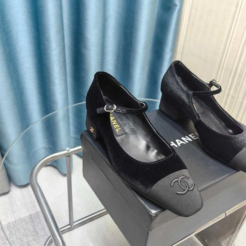Compact Chxnxl High Heels 123110
