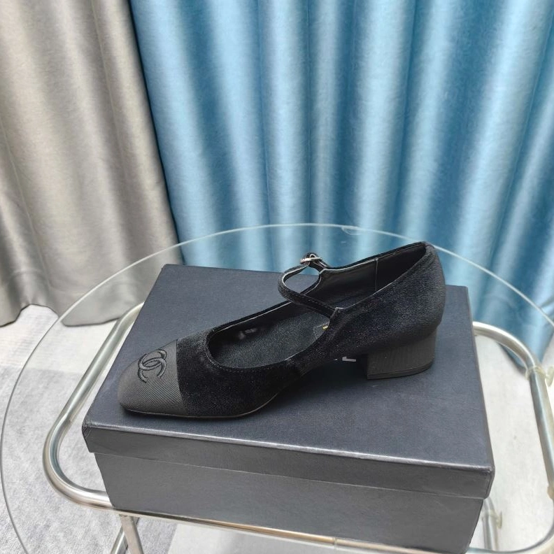 Compact Chxnxl High Heels 123110
