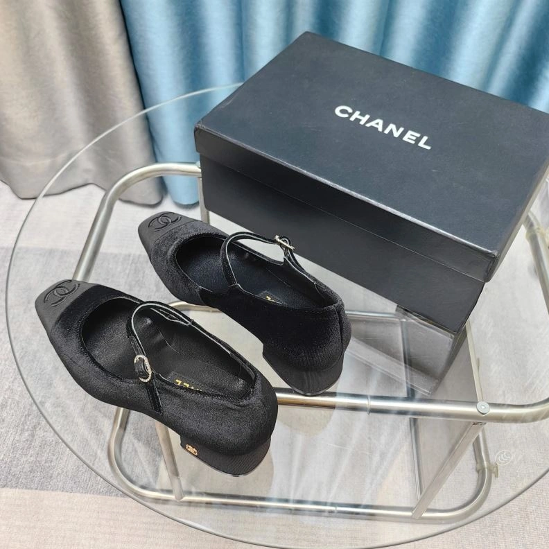 Compact Chxnxl High Heels 123110