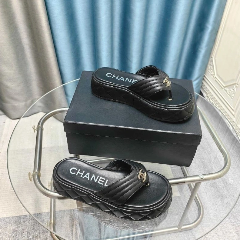 Chxnxl Slippers Practical 122523
