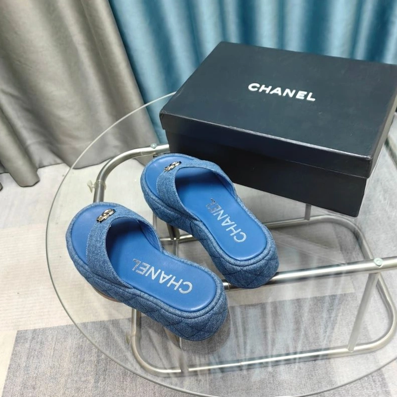 Trendy Chxnxl Slippers 122524