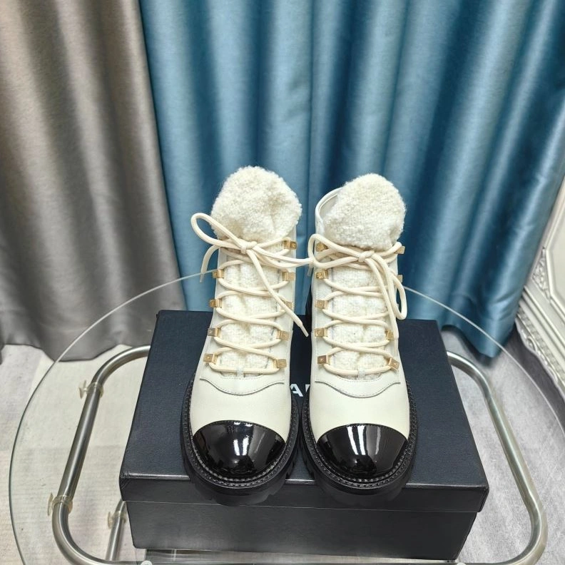 EyeCatching Chxnxl Boots 123258