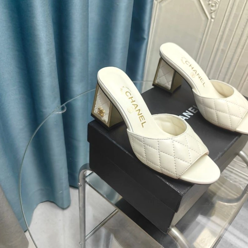 Chxnxl Slippers Classic 122514