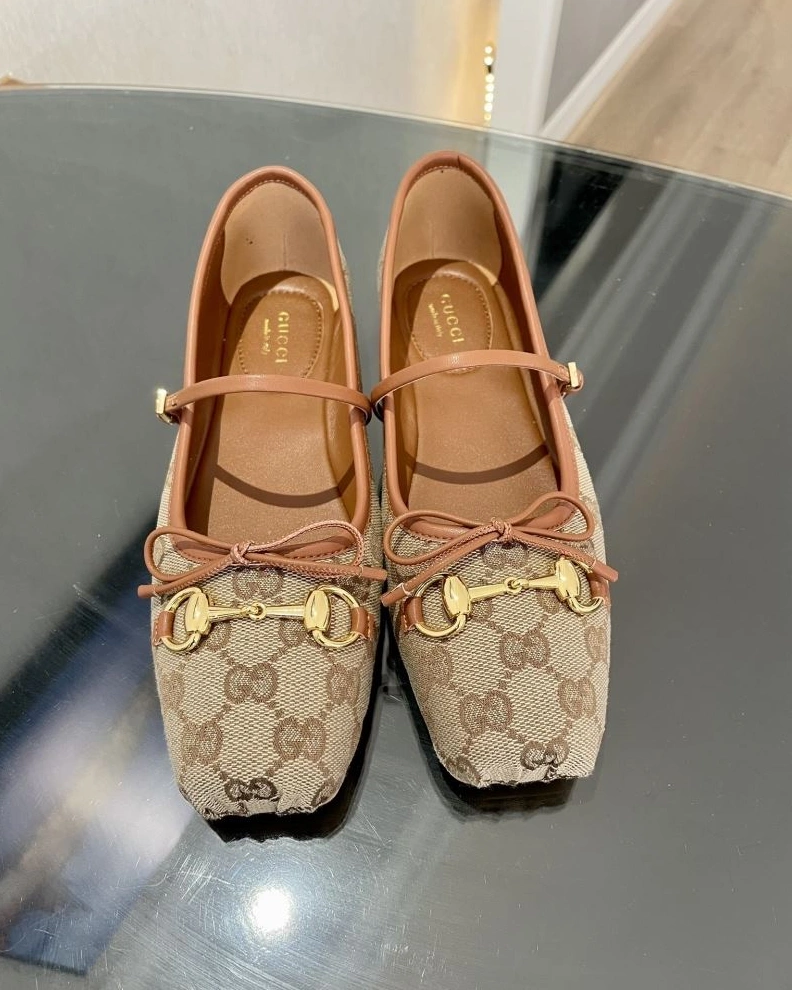 Gxccx Flat Shoes Modern 158059