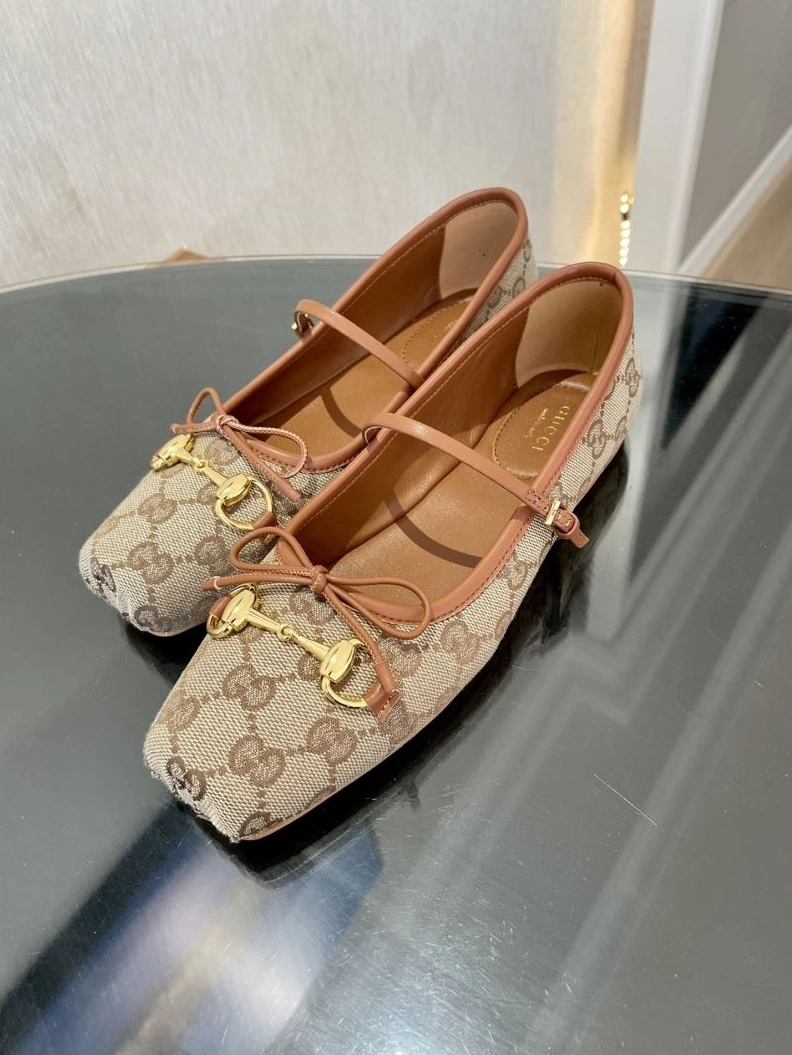 Gxccx Flat Shoes Modern 158059