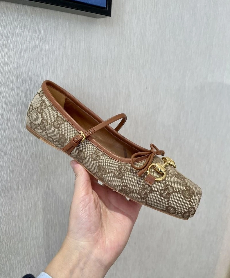Gxccx Flat Shoes Modern 158059