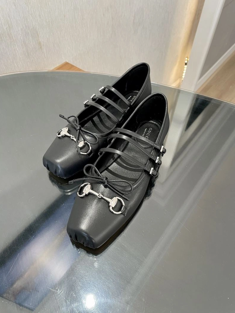 Gxccx Flat Shoes BestValue 158057