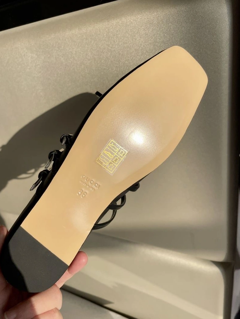 Gxccx Flat Shoes BestValue 158057
