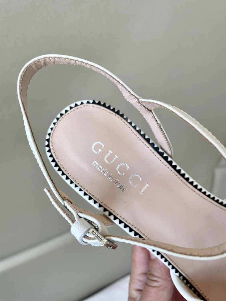 Fashionable Gxccx Sandals 157967