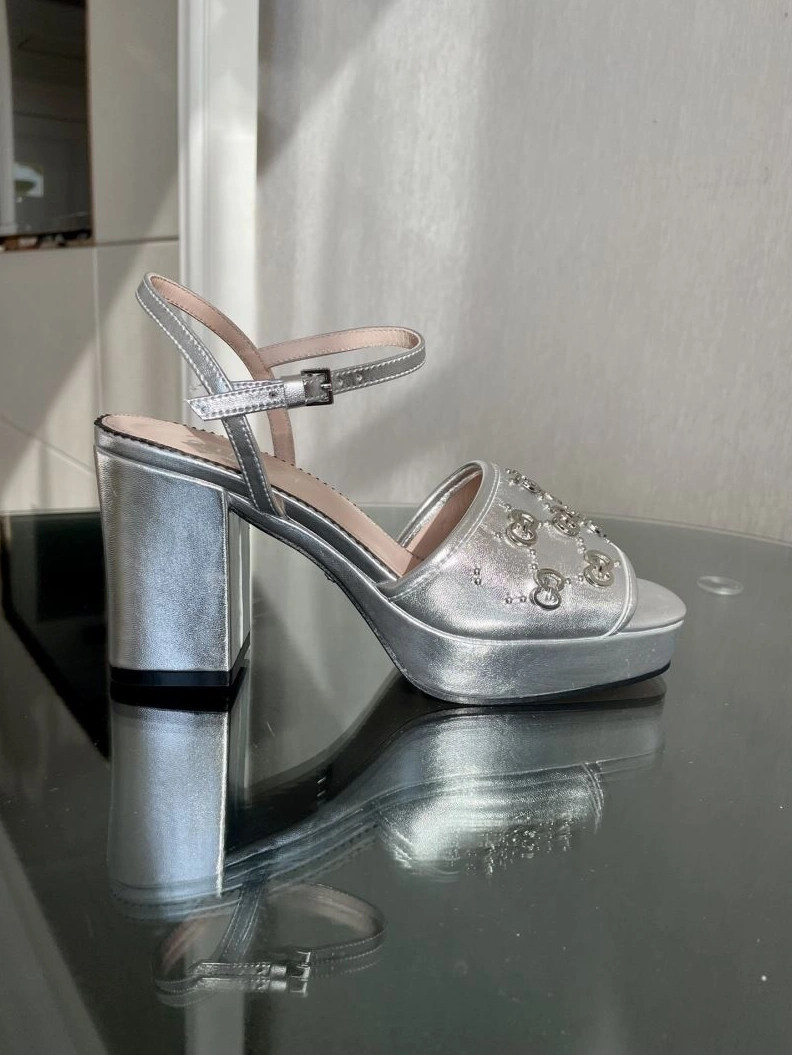 Fashionable Gxccx Sandals 157961