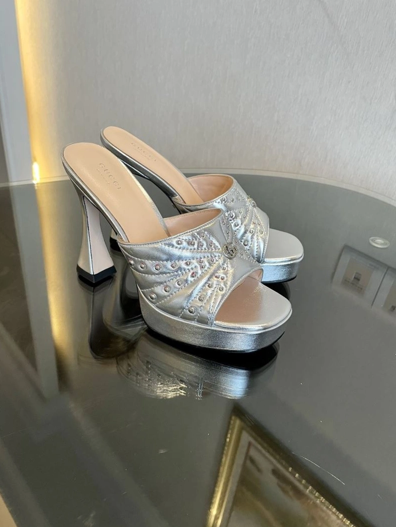 Practical Gxccx Sandals 157950