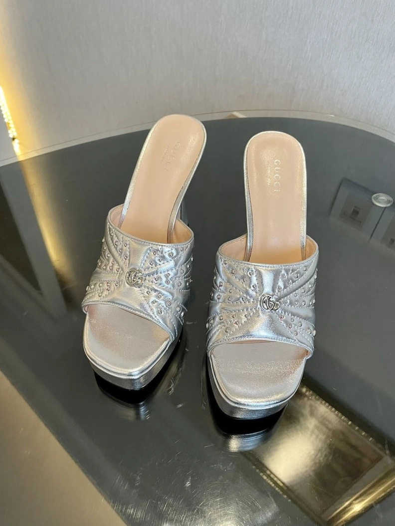 Practical Gxccx Sandals 157950