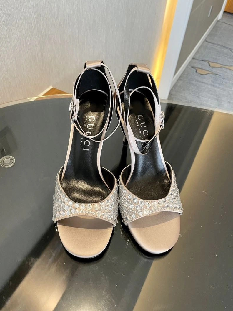 WellDesigned Gxccx High Heels 158044