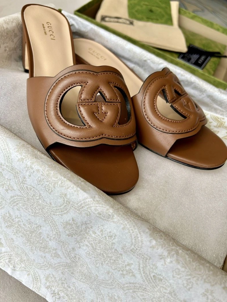 Gxccx Slippers Timeless 157908