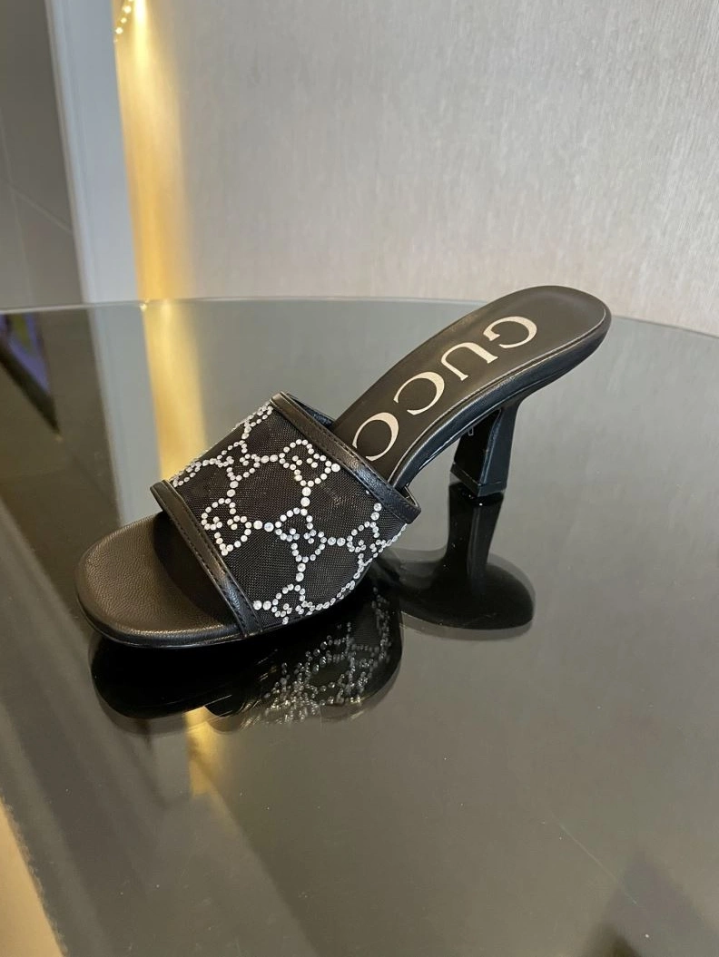 Elegant Gxccx Sandals 157936