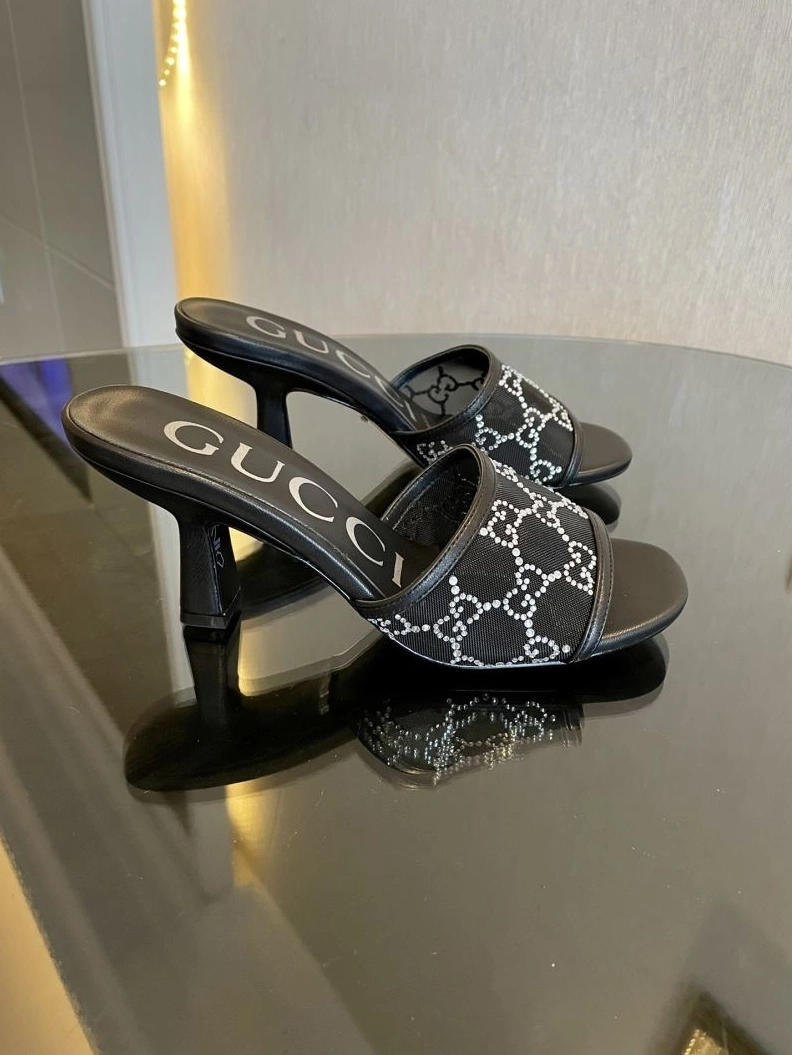 Elegant Gxccx Sandals 157936