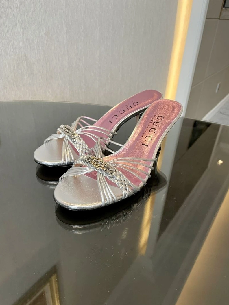 Flexible Gxccx Sandals 157951