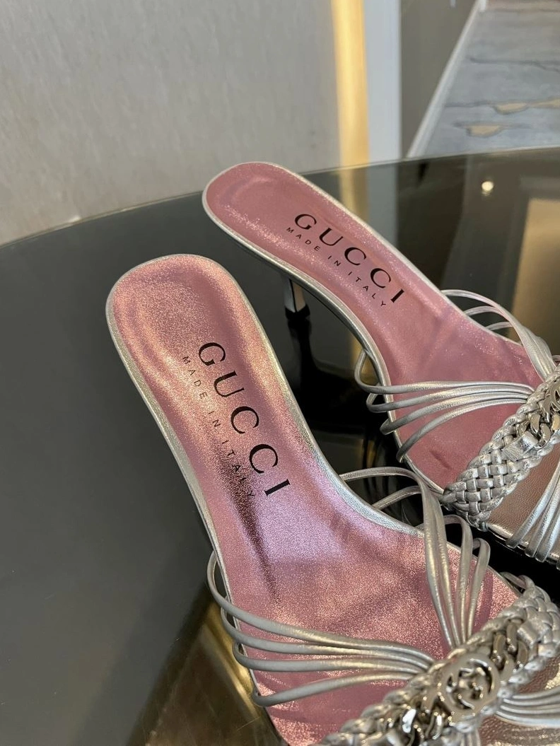 Flexible Gxccx Sandals 157951