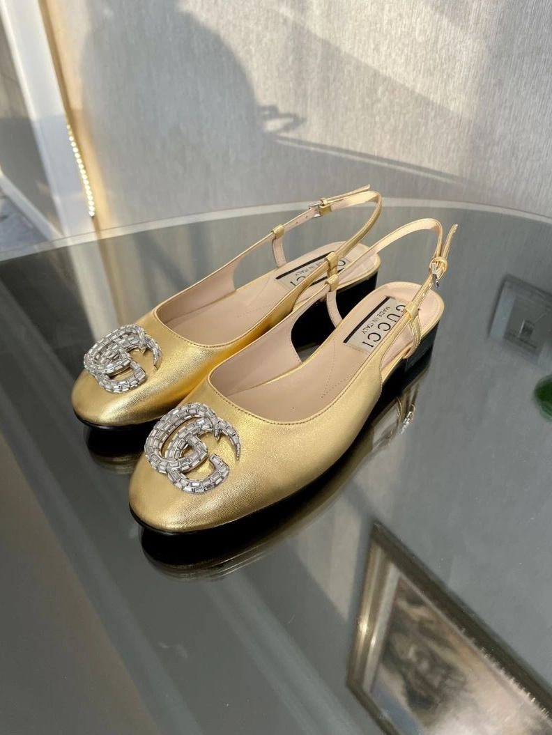 Gxccx Sandals Reliable 157927