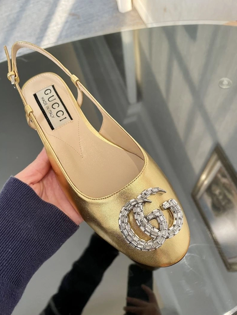 Gxccx Sandals Reliable 157927