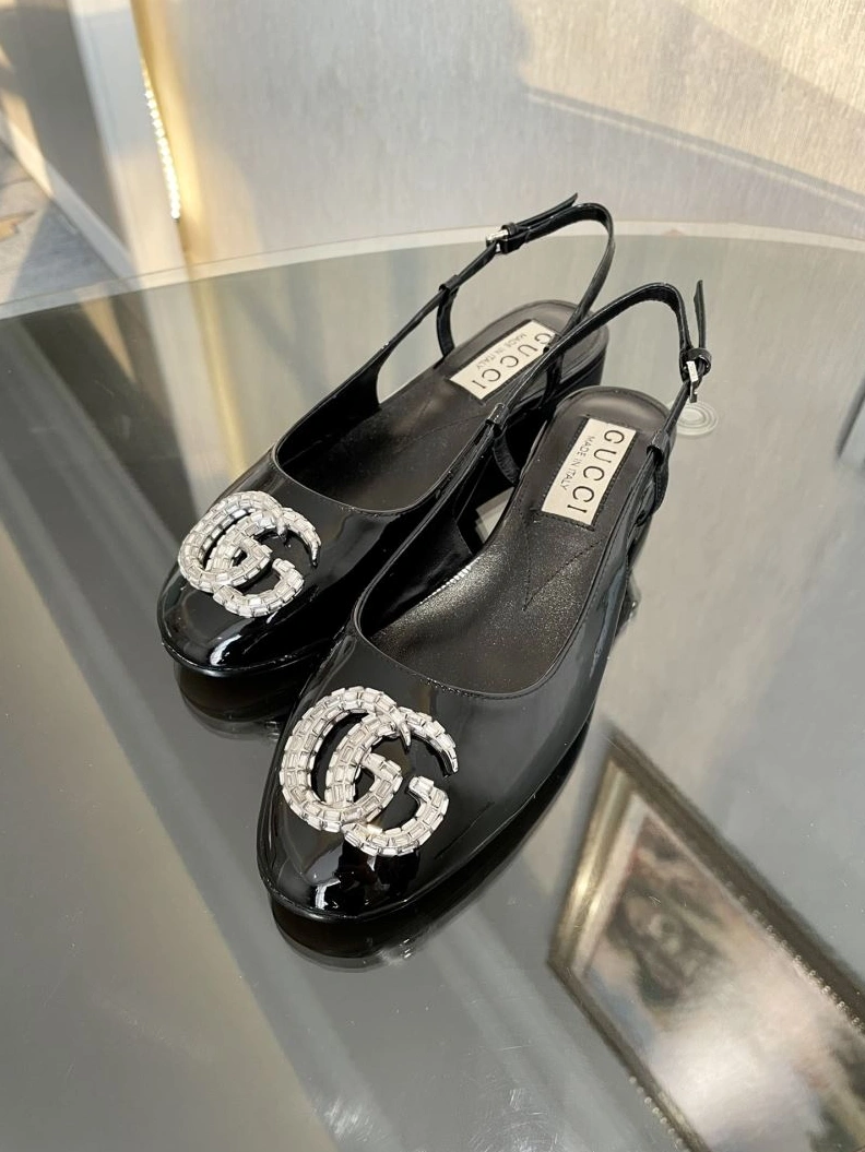 Cozy Gxccx Sandals 157926