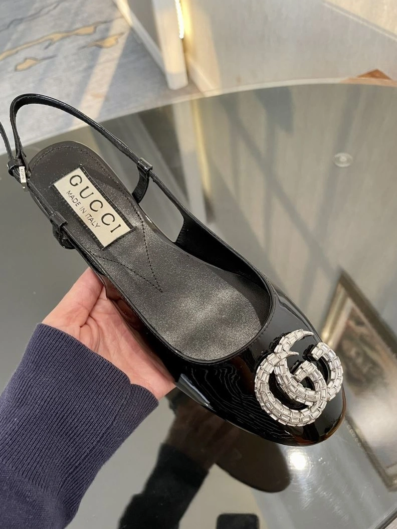Cozy Gxccx Sandals 157926