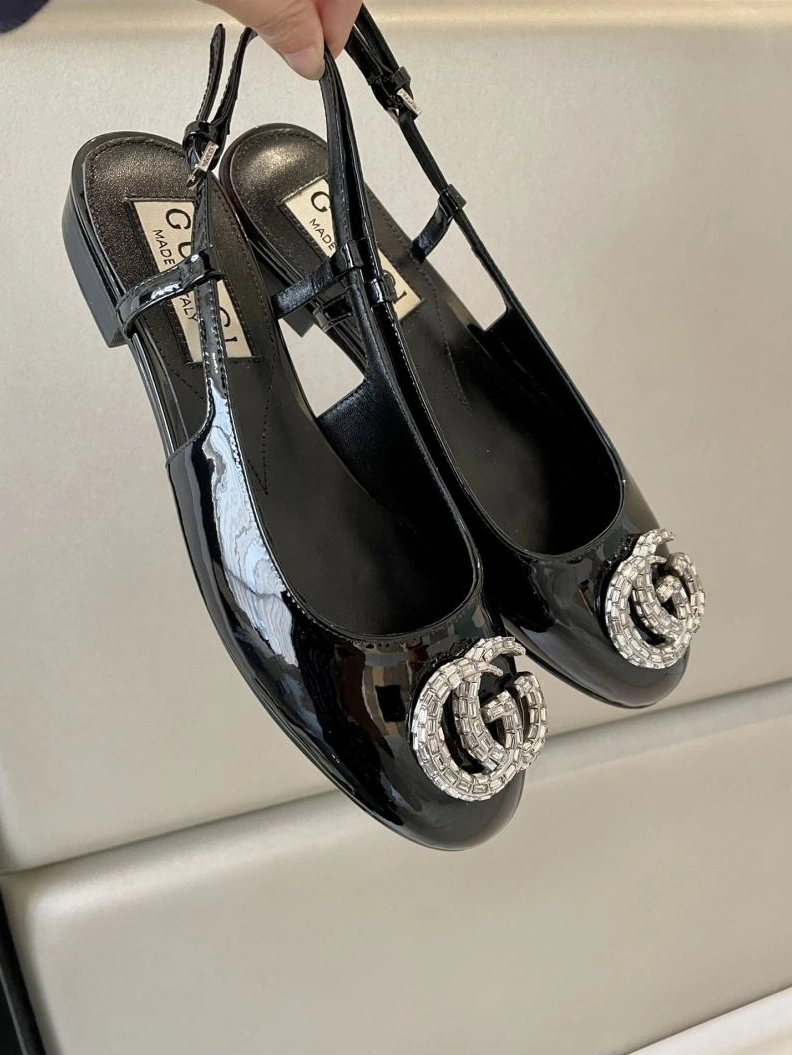 Cozy Gxccx Sandals 157926
