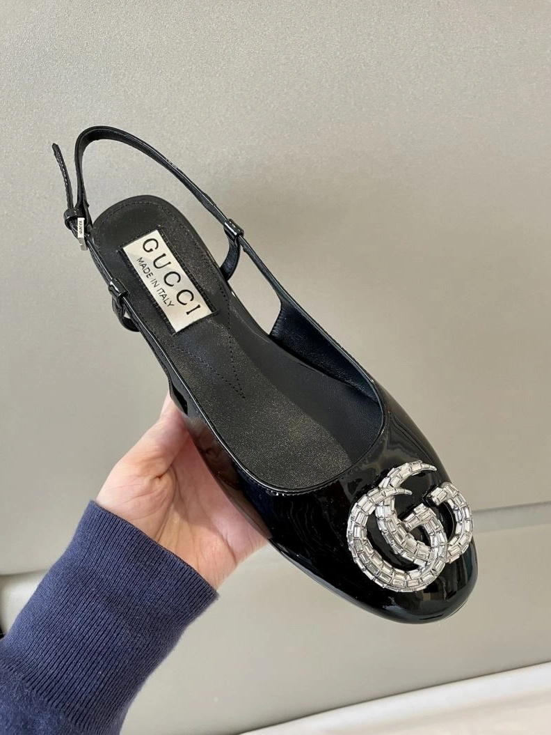 Cozy Gxccx Sandals 157926