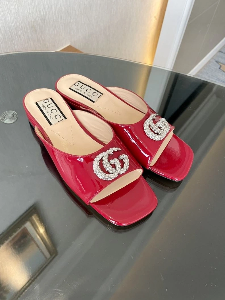 Gxccx Slippers Resilient 157888