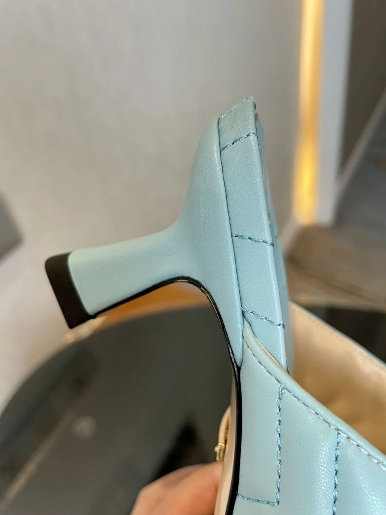 Gxccx Slippers Resilient 157880