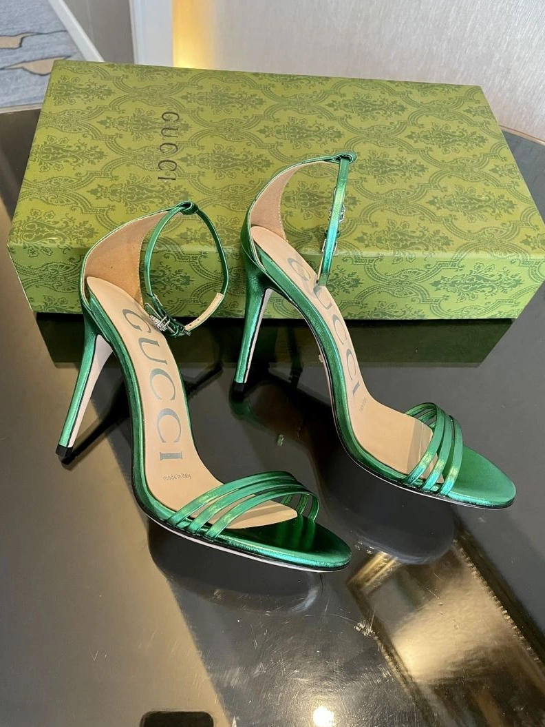 EyeCatching Gxccx High Heels 158005