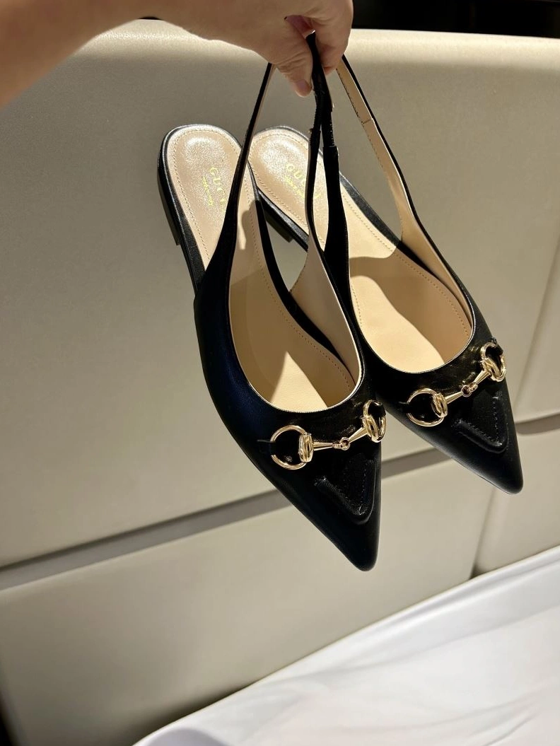 Gxccx Sandals Flexible 157918