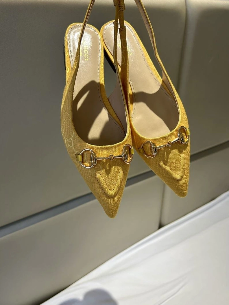 Gxccx Sandals Sophisticated 157912