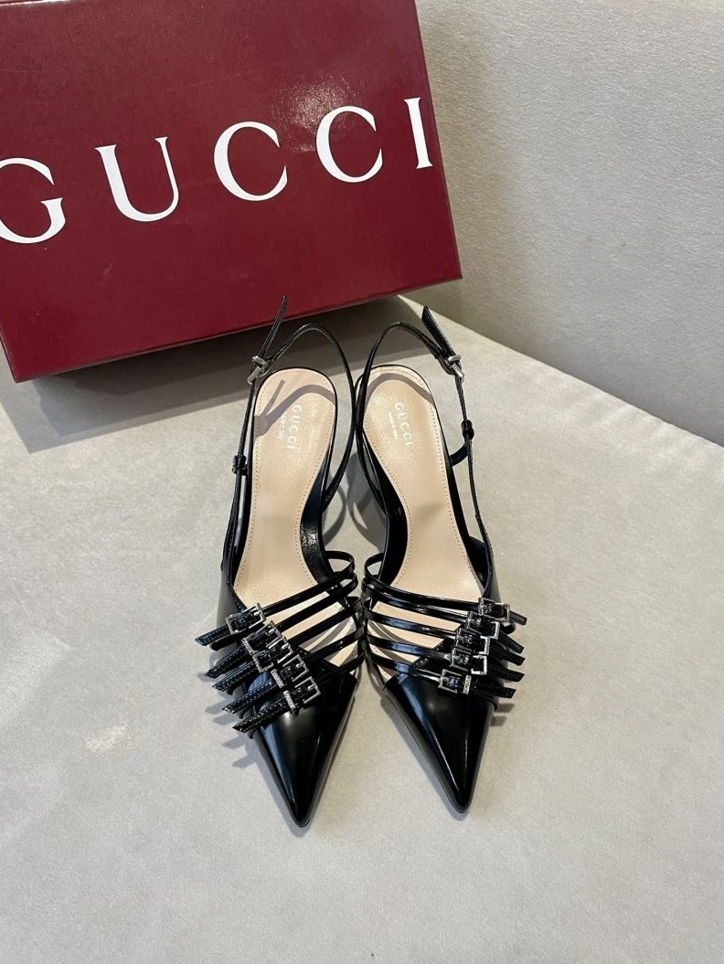Trendy Gxccx Sandals 157907