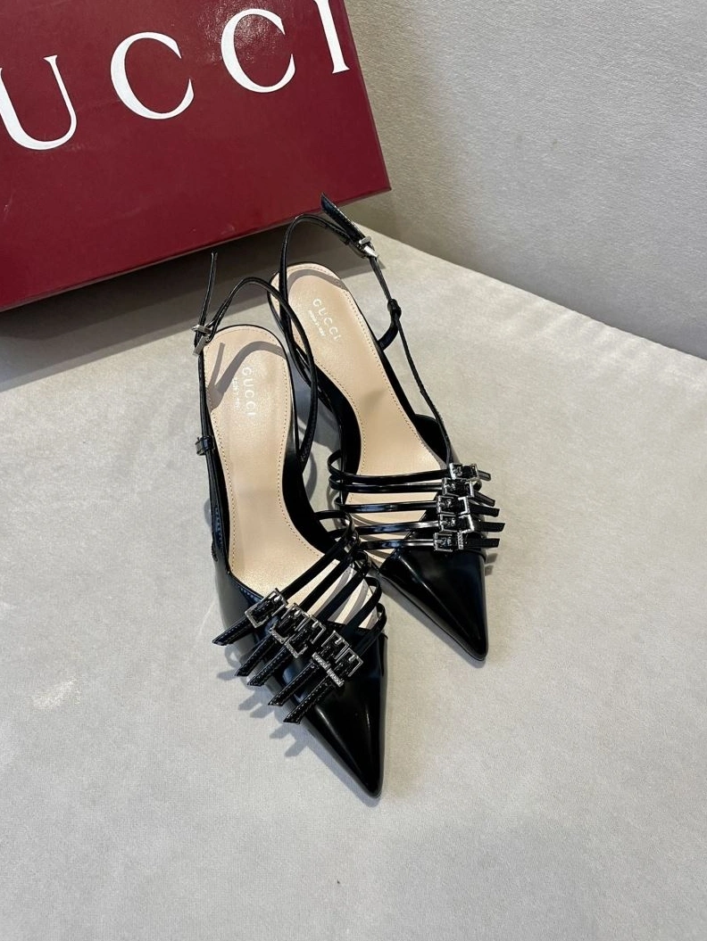 Trendy Gxccx Sandals 157907
