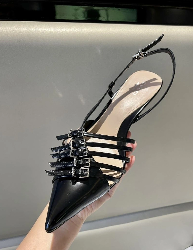 Trendy Gxccx Sandals 157907