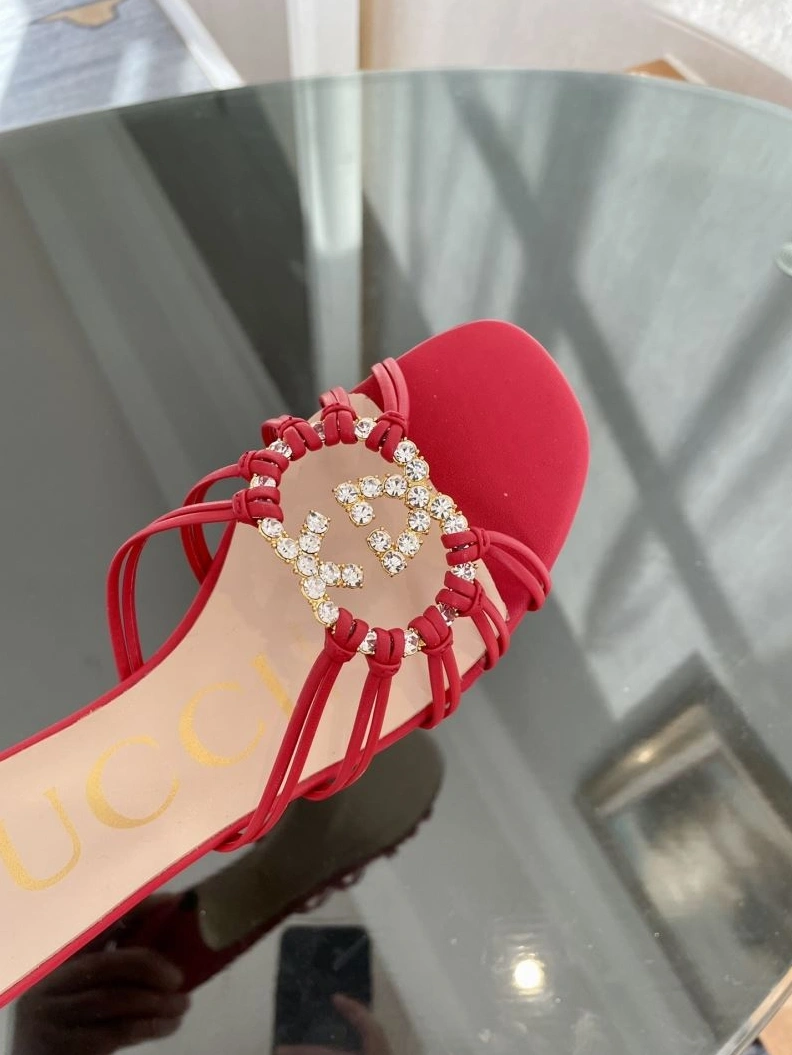Fashionable Gxccx Slippers 157876
