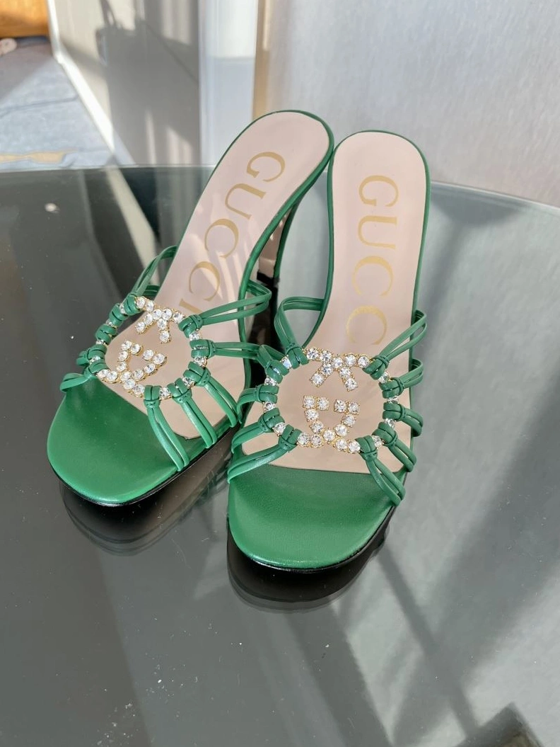 Elegant Gxccx Slippers 157864