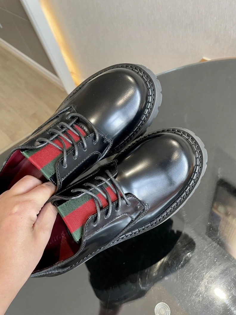 Elegant Gxccx Leather Shoes 157979