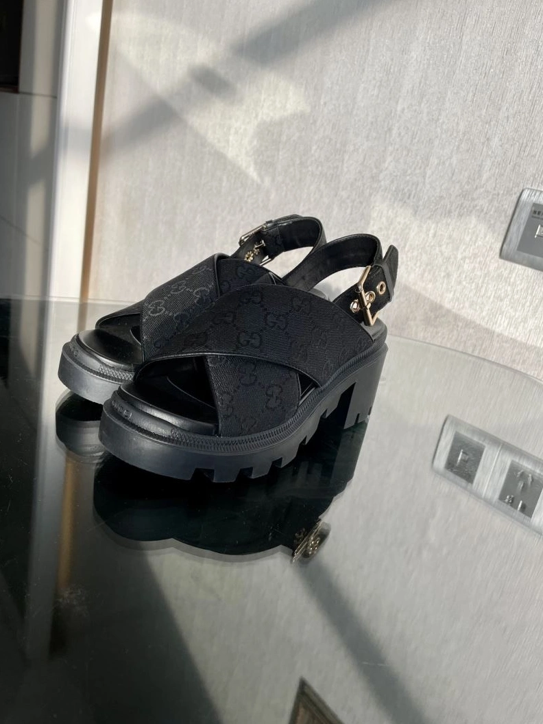 Gxccx Sandals Cozy 157899